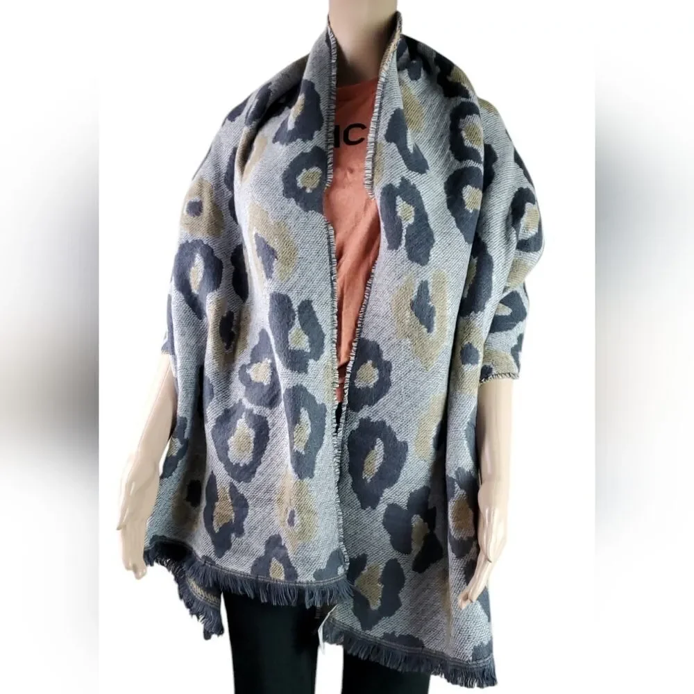 NWT Express Gray & Sienna Brown Blanket Scarf